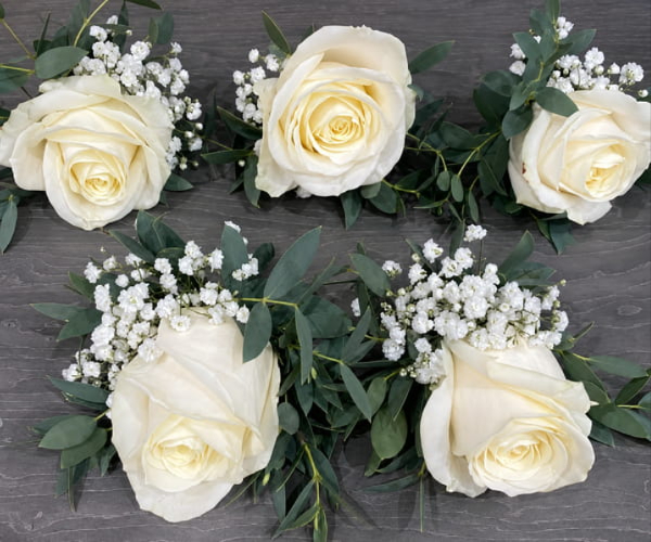 Wedding buttonholes and corsages